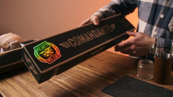 COMANDANTE C60 Baracuda - кавомолка