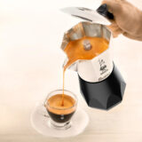 Гейзерна кавоварка Bialetti New Brikka 2 cup (120 мл.)